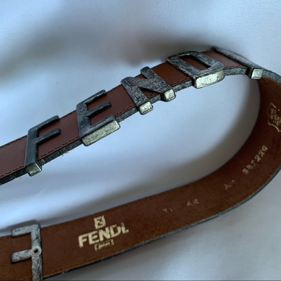FENDI Logo Women’s Brown Leather Belt - Picture 8 of 8